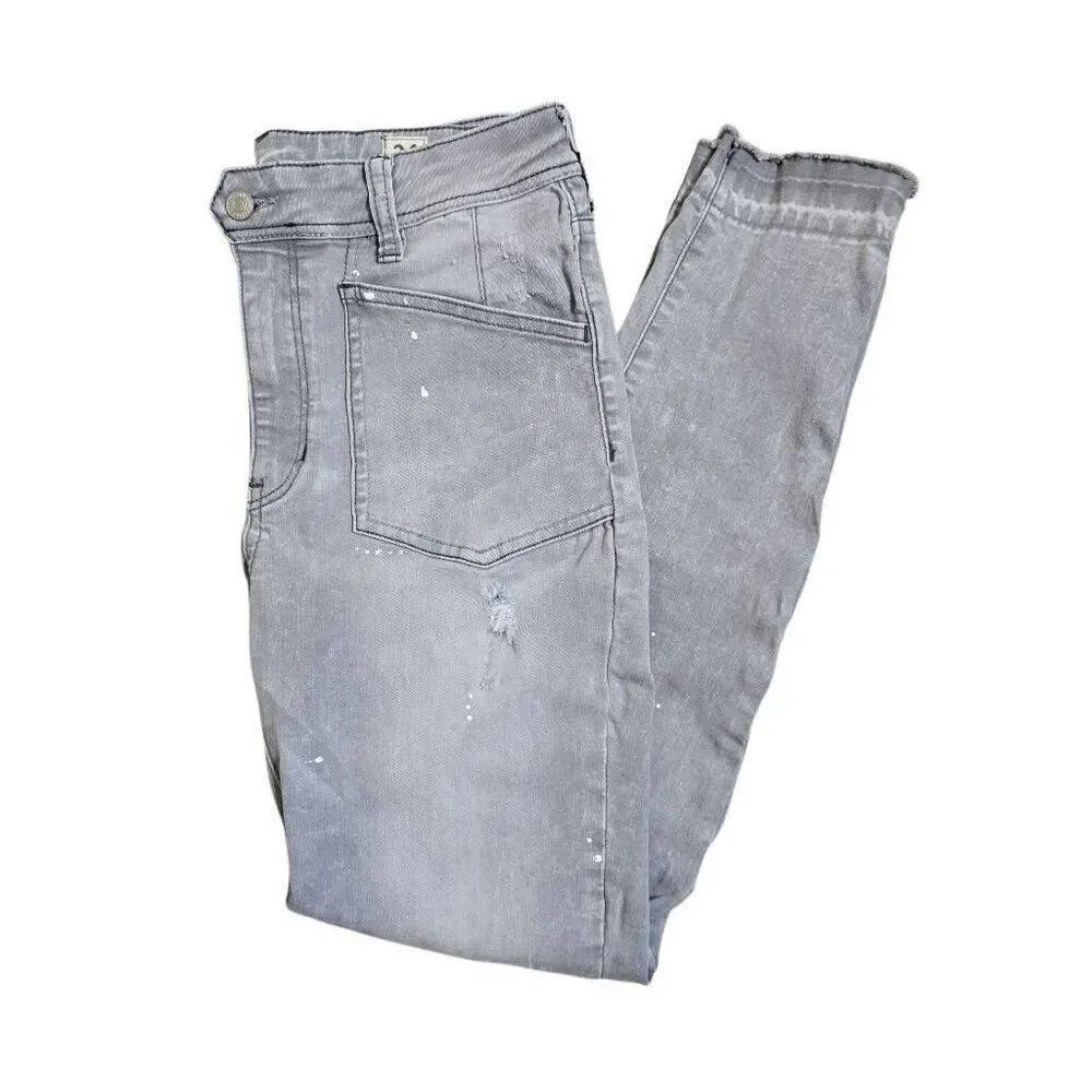 We The Free Free People Gummy Distressed Paint Splatter Gray Utility Jeans 31